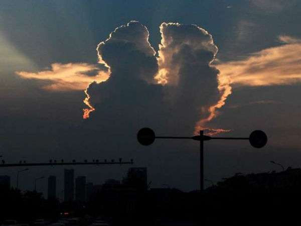 மேகத்தின் முத்தம்