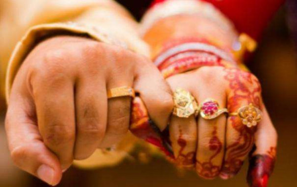 நினைவு திருமணம்