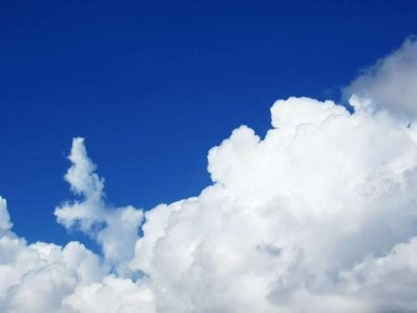 மேகத்தின் முத்தம்