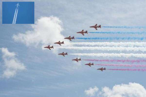 ஜெட் விமானங்கள் பறக்கும்போது கோடுகளாக தெரிவது புகை அல்ல- வேறு என்ன தெரியுமா?