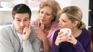 தாய் உடனான உறவு  காதல் வாழ்க்கையை பாதிக்கிறதா?