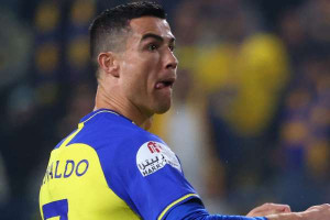  அல் எட்டிஃபாக் அணியை வீழ்த்திய அல் நஸர் அணி