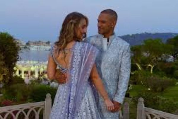 முன்னாள் கிரிக்கெட் வீரர் ஷிகர் தவானுக்கு நிச்சயதார்த்தம்