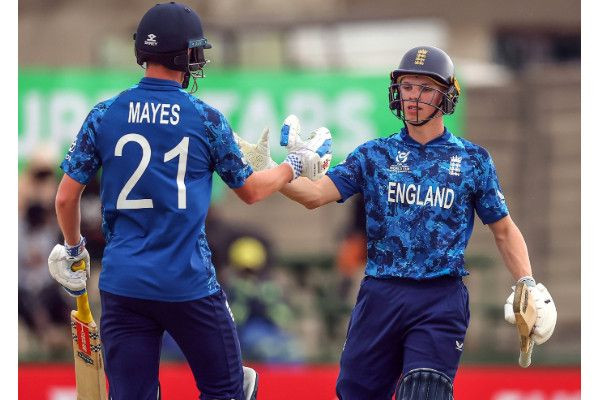  U19 உலகக்கிண்ணம் - 191 ஓட்டங்கள் குவித்து வரலாறு படைத்த இங்கிலாந்து வீரர்