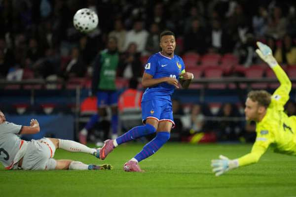 ஜாம்பவானின் சாதனையை முறியடித்த கைலியன் எம்பாப்பே