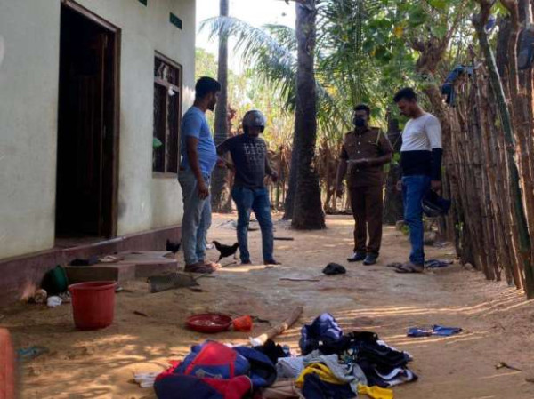 யாழில் வாள் வெட்டு தாக்குதலில் நால்வர் படுகாயம்