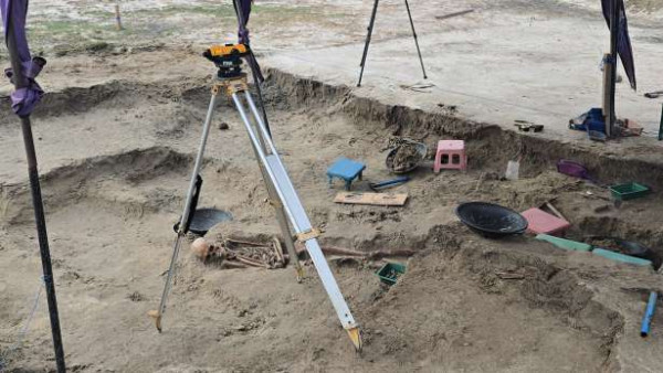 செம்மணி மனித புதைகுழியில் இருந்து குழந்தையின் எலும்பு எச்சம் மீட்பு