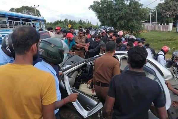 கிளிநொச்சியில் கோர விபத்து - நால்வர் பலி