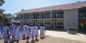 இலங்கையில் நாளை முதல் பாடசாலைகள் மீள ஆரம்பம் - கல்வி அமைச்சு அறிவிப்பு!