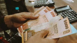 இலங்கையில் ரூபாவின் பெறுமதியில் ஏற்பட்டள்ள மாற்றம் 