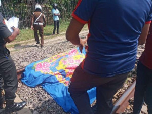 யாழில் இளம் யுவதி ஒருவர் மர்மமான முறையில் மரணம் - தாய்மாமன் கைது