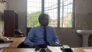 சர்ச்சைக்கு மத்தியில் மீண்டும் சாவகச்சேரி வைத்தியசாலையில் அருச்சுனா