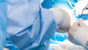 யாழில் வெற்றிகரமாகப் பொருத்தப்பட்டுள்ள துண்டிக்கப்பட்ட கை