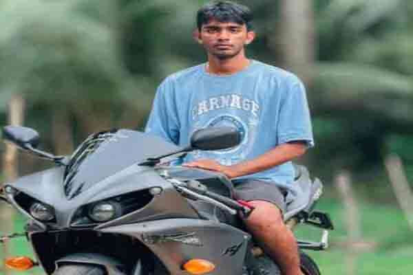 இலங்கையில் மோட்டார் சைக்கிள் விபத்தில் பாடசாலை மாணவன் பலி