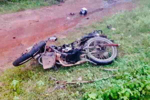 கிளிநொச்சியில் ரயிலில் மோதுண்டு உயிரிழந்த நபர்