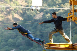 கொழும்பு தாமரை கோபுரத்தில் அறிமுகமாகும் Bungee Jumping