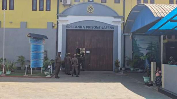 ஜனாதிபதியின் பொது மன்னிப்பின் கீழ் யாழில்  20 கைதிகளுக்கு விடுதலை