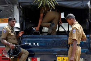 யாழில் ஆலயங்களில் தொடர் திருட்டில் ஈடுபட்ட இளைஞன் அதிரடியாக கைது