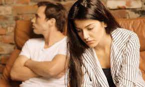 தம்பதிகளிடையே காதல் குறைகிறதா? அப்போ இதுதான் காரணம்..!