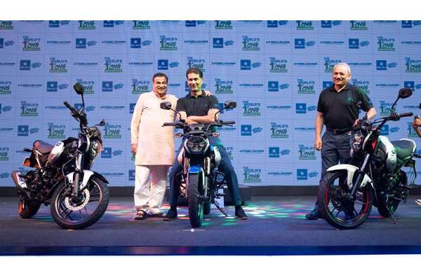 முதல் CNG பைக்கை வெளியிடும் Bajaj., திகதி, விலை விபரம் 
