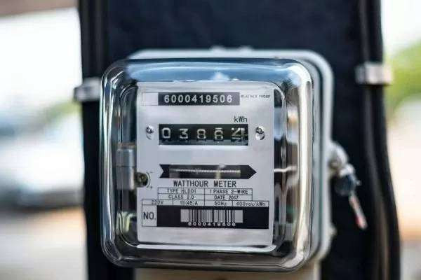 இதனை செய்தால் 1000 ரூபாய் வரை மின்கட்டணத்தை குறைக்கலாம்