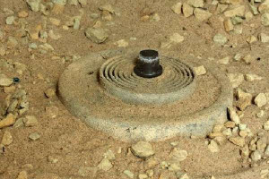  கண்ணிவெடி வெடித்து 3 குழந்தைகள் உயிரிழப்பு!