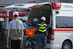 ஜப்பானில்  30 பாடசாலை மாணவர்கள் மருத்துவமனையில் அனுமதி...!