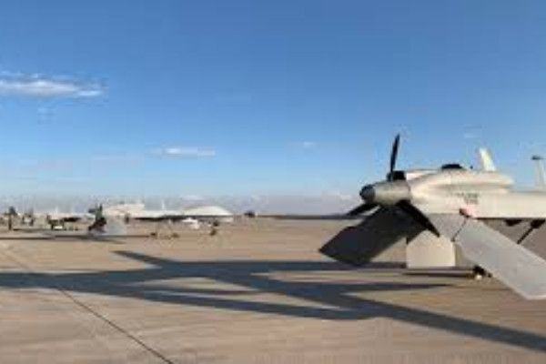 ஈராக் இராணுவ தளங்களிலிருந்து அமெரிக்க படைகள் முழுமையாக வெளியேற்றம்