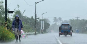 பிலிப்பைன்ஸை மிரட்டும் புயல் - 10 ஆயிரம் பேர் வெளியேற்றம்!
