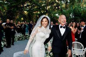 அமேசான் நிறுவனரின் பிரம்மாண்டமான திருமணம்