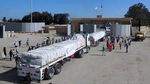 காஸாவில் விமானம் மூலம் நிவாரணப் பொருட்கள் விநியோகம்