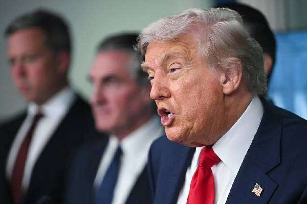  ஆசிய நாடொன்றை வெளிப்படையாக மிரட்டிய ட்ரம்ப்