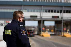 அமெரிக்காவில் சிறுவன் ஒருவனை சுட்டுக்கொன்ற பொலிஸார்