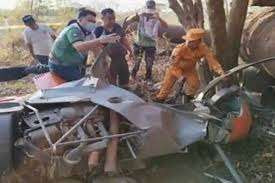 பிலிப்பைன்சின் ஹெலிகொப்டர் நொருங்கி விழுந்து விபத்து! இரு இராணுவ வீரர்கள் பலி!