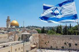 இஸ்ரேல் விமான நிலையத்திற்கு அருகே ஏவுகணை தாக்குதல்