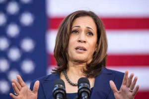 அமெரிக்க ஜனாதிபதி வேட்பாளராக கமலா ஹாரிஸ் பெயர் அதிகாரப்பூர்வ அறிவிப்பு