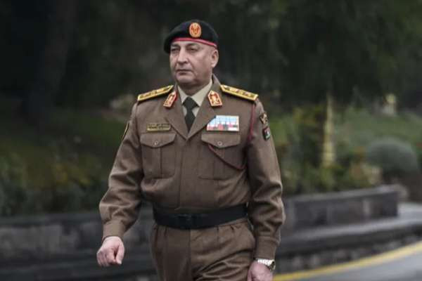 விமான விபத்தில் லிபிய இராணுவ தளபதி உயிரிழப்பு