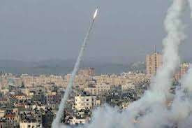  காசாவில் மசூதி மீது ஏவுகணை தாக்குதல் ...! 10 குழந்தைகள் உட்பட 16 பேர் பலி