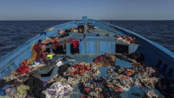 மத்திய தரைக்கடலில் கவிழ்ந்த அகதிகள் படகு - 42 பேர் பலி