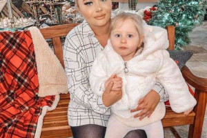 3 வயது பிரித்தானிய குழந்தைக்கு Pica நோய்...!