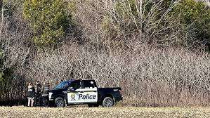 அமெரிக்க எல்லைக்கு அருகே காணாமல் போன மூவர்