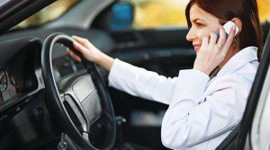  மெதுவாக வாகனம் ஓட்டிய பெண்ணுக்கு அபராதம்  விதித்த  சுவிட்சர்லாந்து