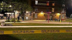 கனடாவில் விளையாட்டு திடல் அருகில்  பரபரப்பு...!