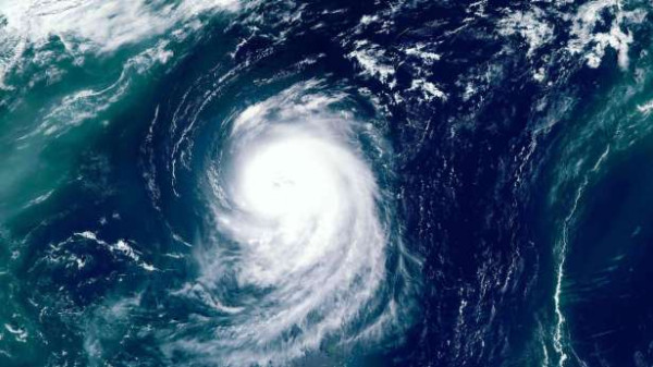 ஹொங்கொங்கில் சூறாவளி எச்சரிக்கை!