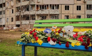உக்ரைனில் ரஷ்யா நடத்திய தாக்குதலில் உயிரிழந்தவர்களுக்கு துக்க தினம் அனுஷ்டிப்பு