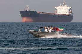  அரேபிய வளைகுடாவில் கண்ணிவெடிகளை நிரப்ப தயாரான ஈரான்