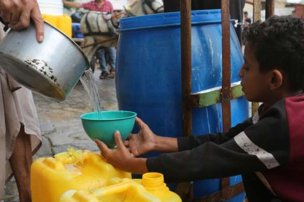 காஸாவில் நிலவும் மோசமான தண்ணீர் நெருக்கடி…  குழந்தைகள் இறக்கும் அபாயம்