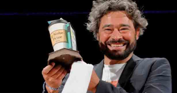 'சொறிவதில் சுகம். ஏன்?' கண்டுபிடித்தவருக்கு கிடைத்த விருது