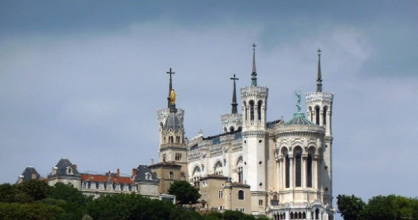 லியோன் நகரில் ஒரு நோர்து-டேம்..!!