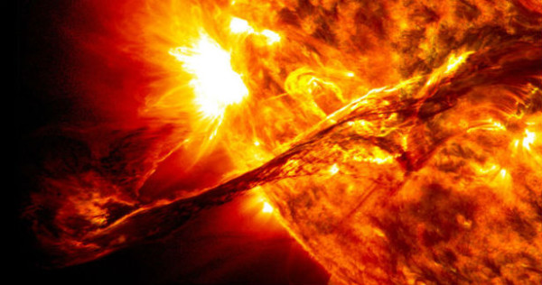 அணு ஆயுத யுத்தத்தை ஏற்படுத்த தூண்டிய சூரிய புயல்